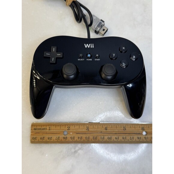 Nintendo Classic Pro Controller (RVL-005) OEM - Black - EUC - Picture 9 of 11